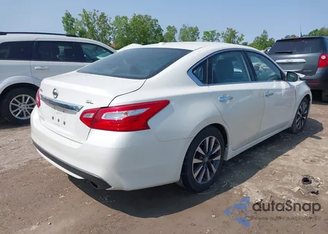 2017 Nissan Altima 2.5/S/Sv/Sl/Sr from USA, damaged, VIN 1N4AL3AP2HC172233